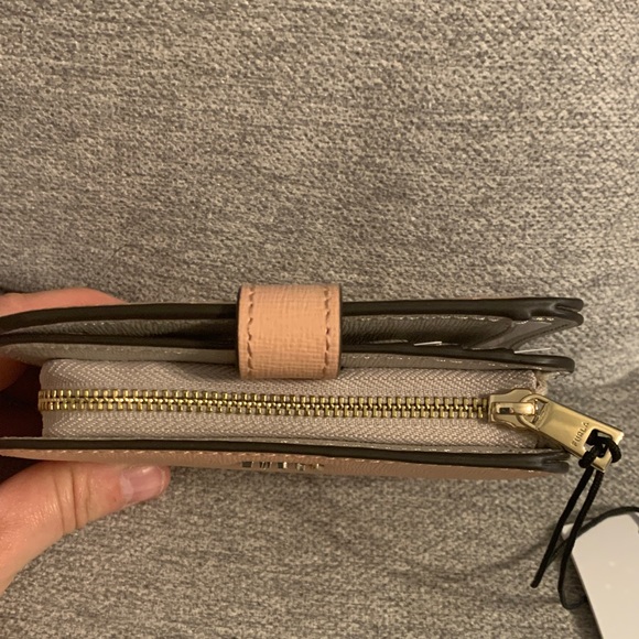 Furla Babylon Small Compact Peachy Blush Pink Saffiano Leather Wallet Italy 🇮🇹 - Picture 5 of 11